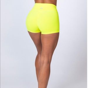 Muscle nation (yellow shorts)